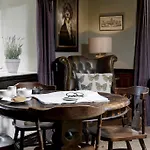 Hotel Beck Hall 4*