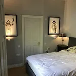 Beck Hall 4*
