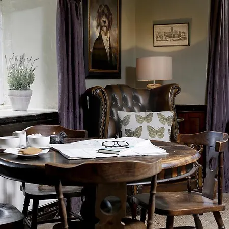 Hotel Beck Hall 4*